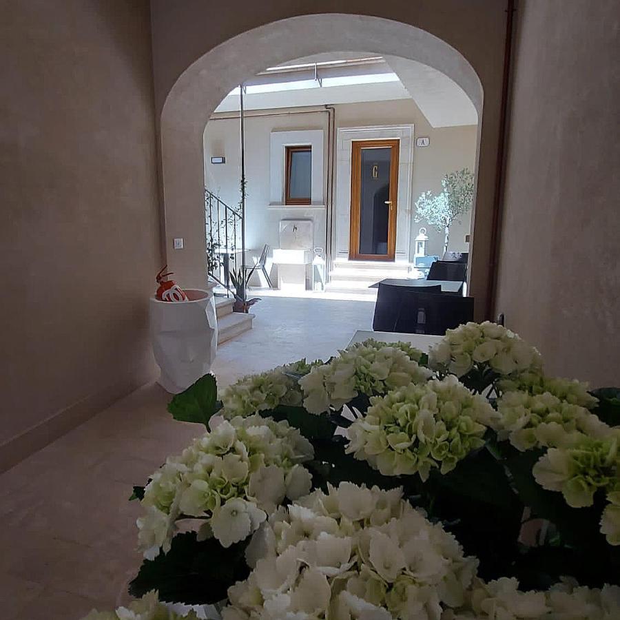 Ginevra Boutique Rooms - Palazzo Leosini - Residenze D'Epoca L'Aquila Luaran gambar