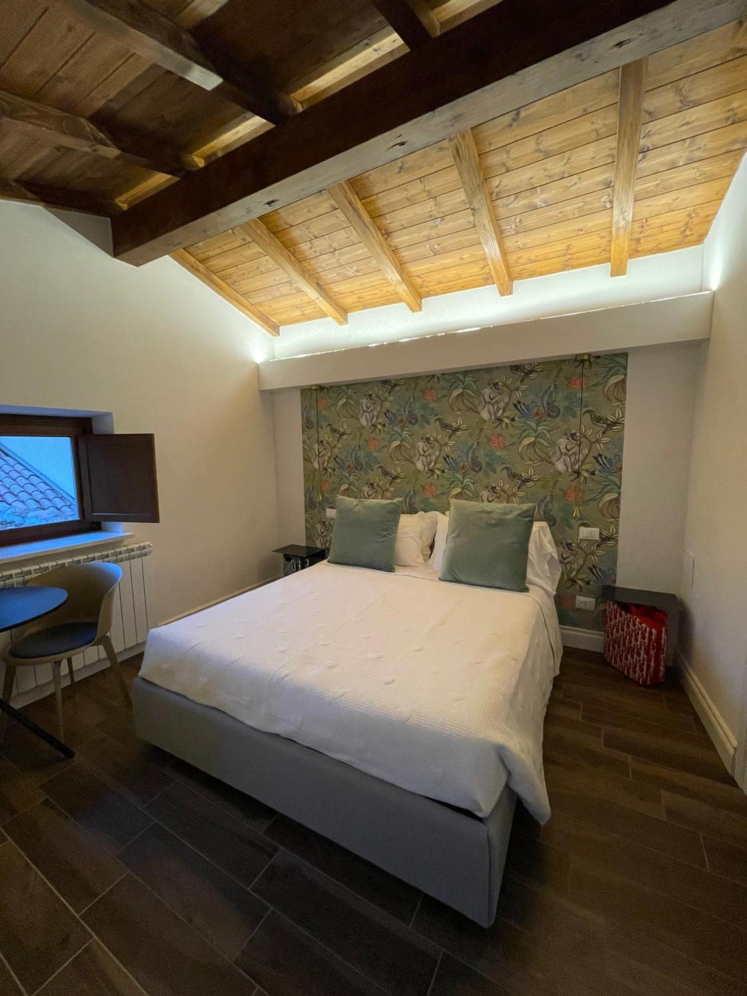 Ginevra Boutique Rooms - Palazzo Leosini - Residenze D'Epoca L'Aquila Luaran gambar