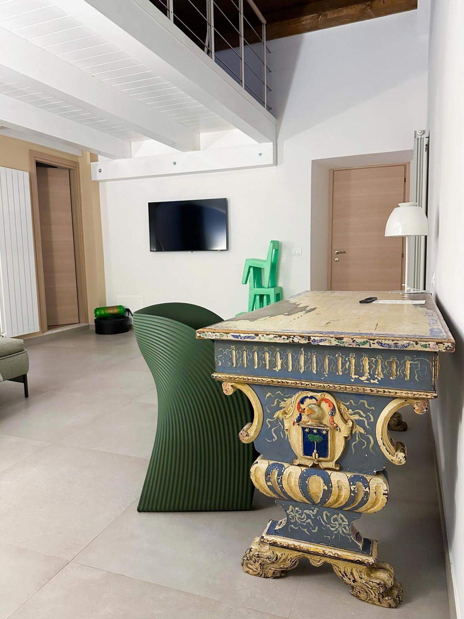 Ginevra Boutique Rooms - Palazzo Leosini - Residenze D'Epoca L'Aquila Luaran gambar