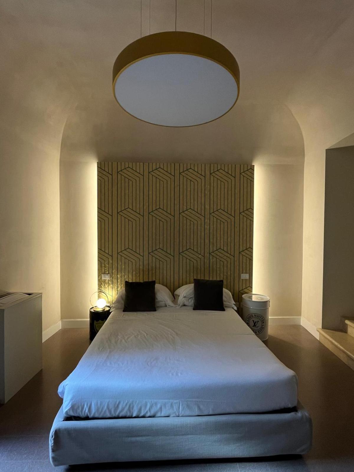 Ginevra Boutique Rooms - Palazzo Leosini - Residenze D'Epoca L'Aquila Luaran gambar