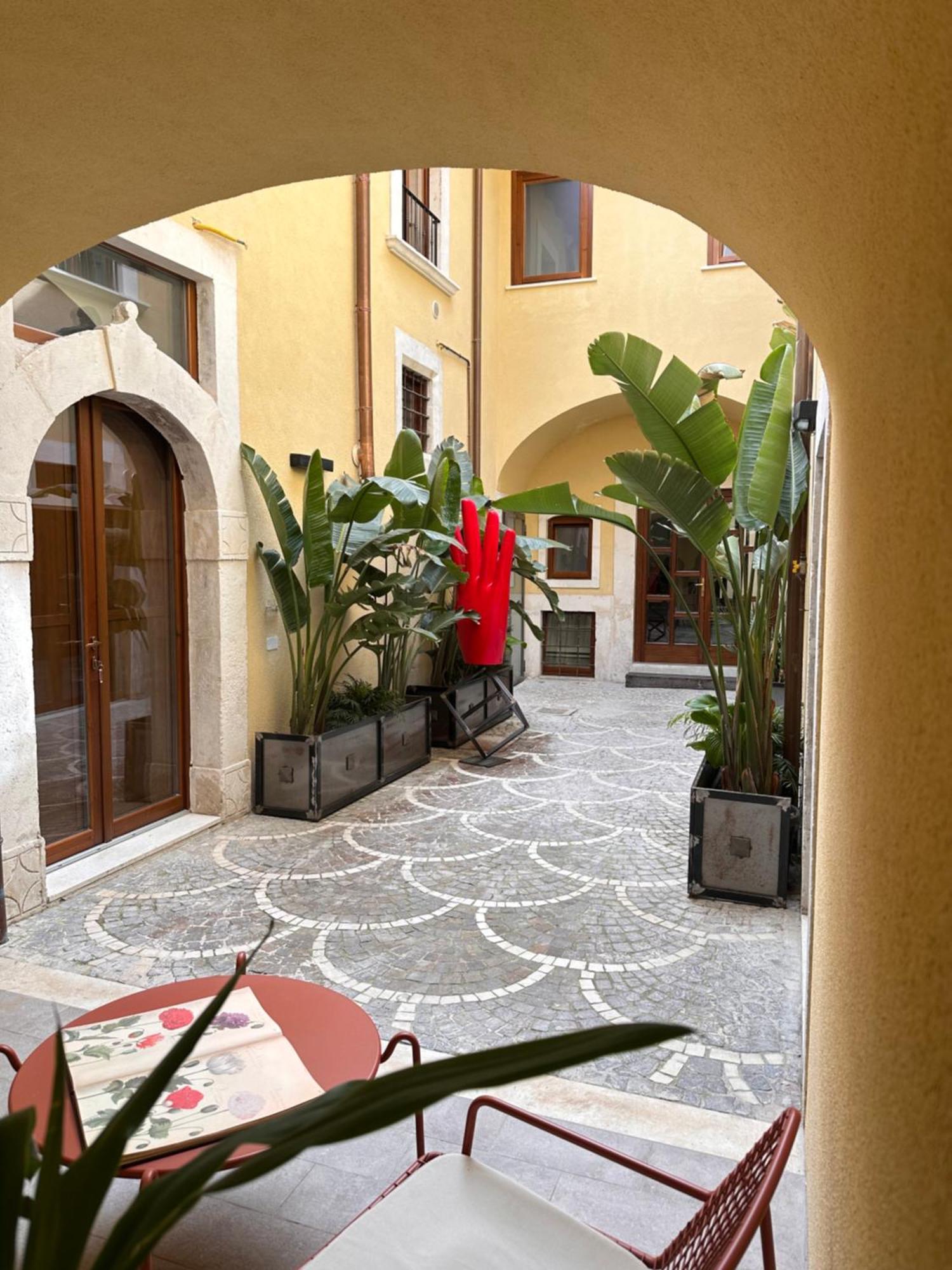 Ginevra Boutique Rooms - Palazzo Leosini - Residenze D'Epoca L'Aquila Luaran gambar